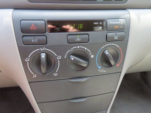 Used 2006 Toyota Corolla CE FWD image 22