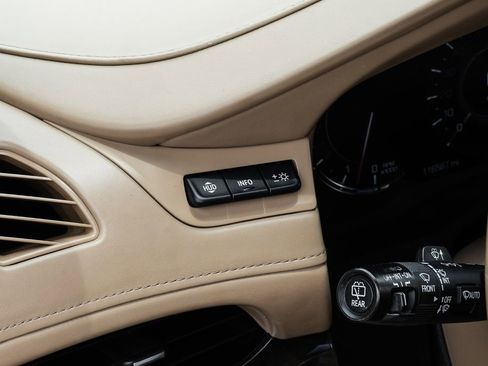 Used 2019 Cadillac Escalade Platinum AWD/4WD image 20