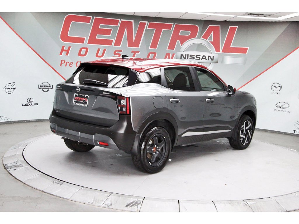 Certified 2026 Nissan Kicks SV FWD image 4