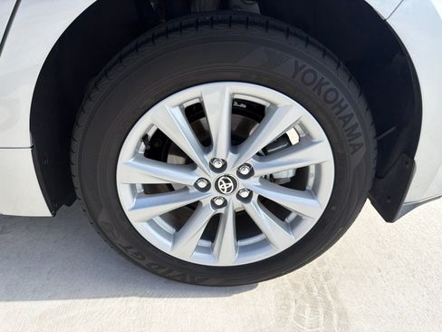 Used 2026 Toyota Corolla SE FWD image 34