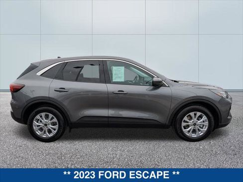 Certified 2023 Ford Escape Active w/ Tech Pack #2 image 6