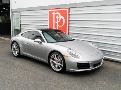 Used 2018 Porsche 911 Carrera S RWD image 35