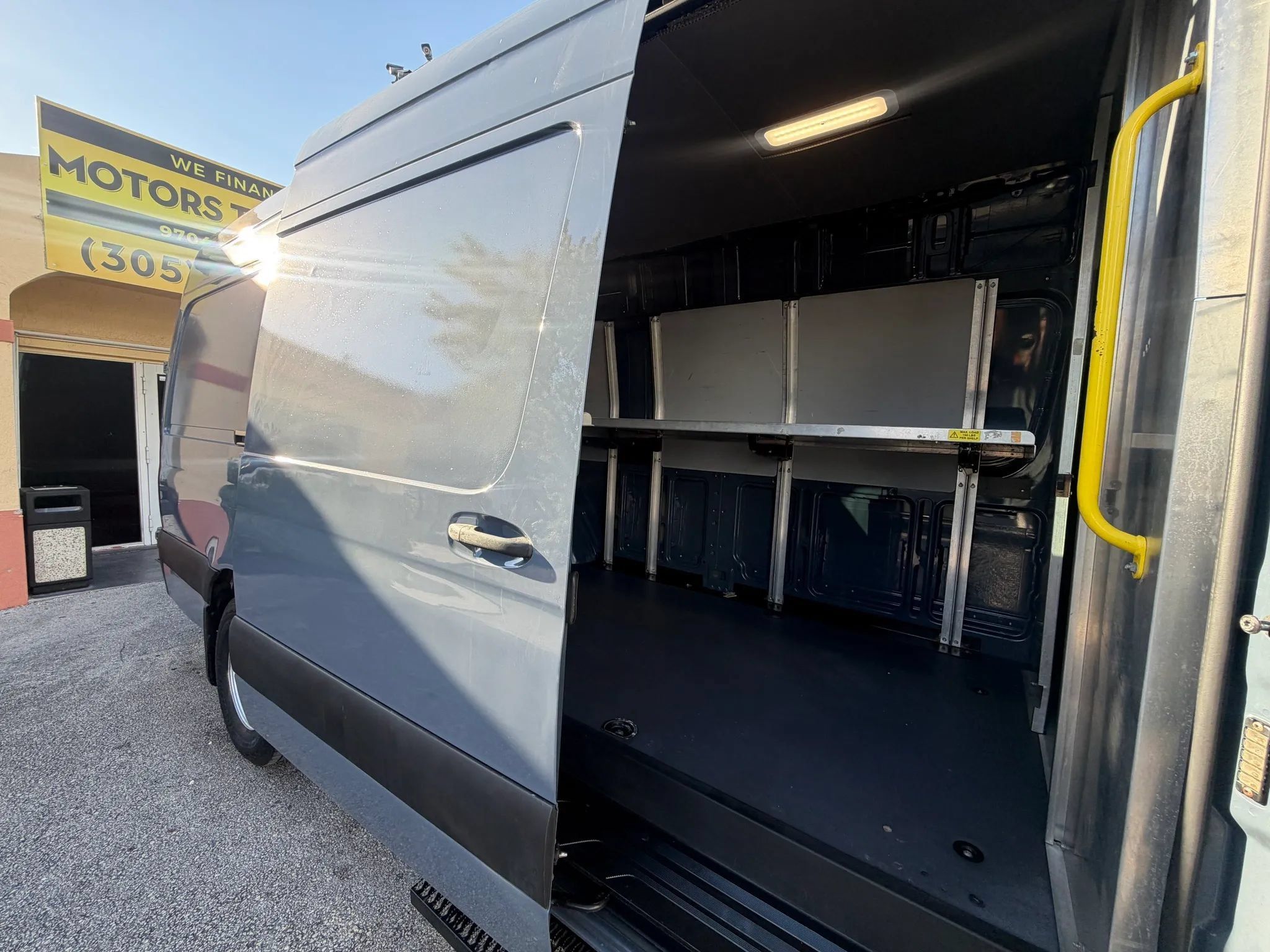 Used 2019 Mercedes-Benz Sprinter 170 image 8