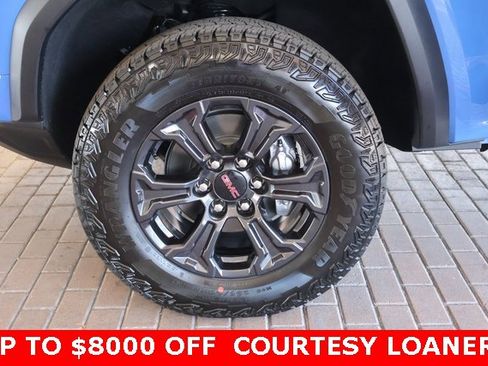 New 2025 GMC Canyon Elevation w/ Convenience Package image 9