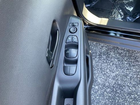 New 2025 Nissan Kicks Play S image 14