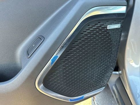 Used 2025 Chevrolet Traverse Z71 w/ Enhanced Driving Package image 25