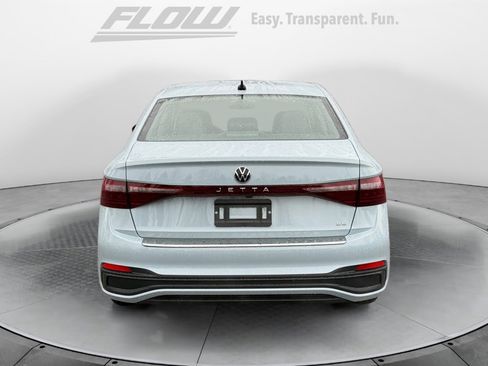New 2026 Volkswagen Jetta SE image 6