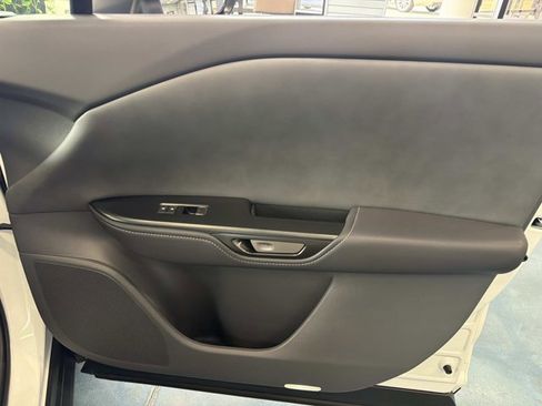 Used 2024 Lexus RZ 300e Premium w/ Accessory Package (Z1) image 17