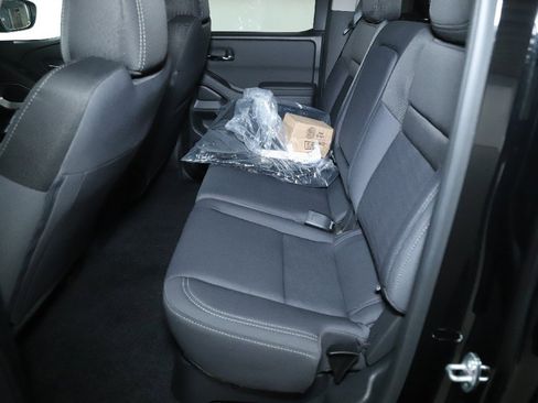 Certified 2024 Nissan Frontier SV w/ Hardbody Edition image 14