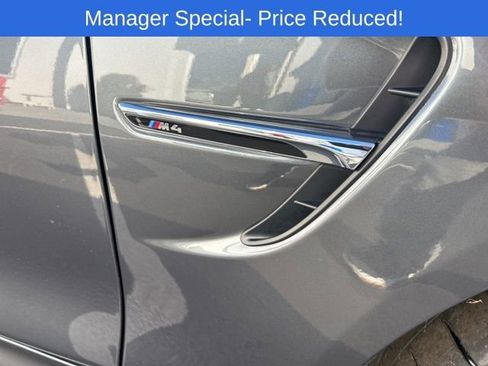 Used 2018 BMW M4 Base image 6