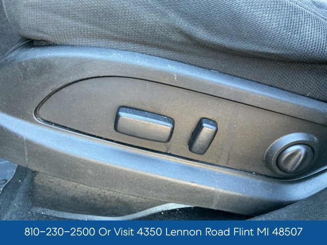 Used 2015 Chevrolet Traverse LT FWD image 18