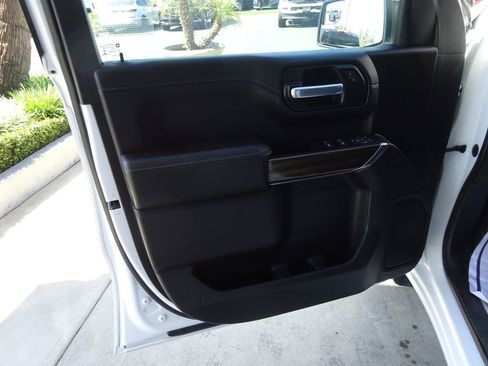 Certified 2021 Chevrolet Silverado 1500 LT image 28