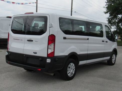 Used 2024 Ford Transit 350 XLT RWD image 3