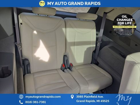 Used 2022 Cadillac XT6 Premium Luxury w/ Technology Package image 39