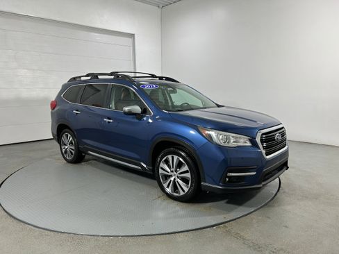 Used 2019 Subaru Ascent Touring w/ Popular Package #3 image 2