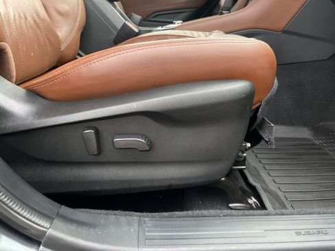 Used 2019 Subaru Forester Touring image 22