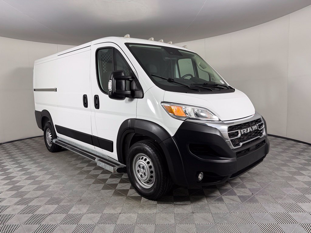 Used 2025 RAM ProMaster 2500 w/ U-Haul Equipment Group FWD image 5