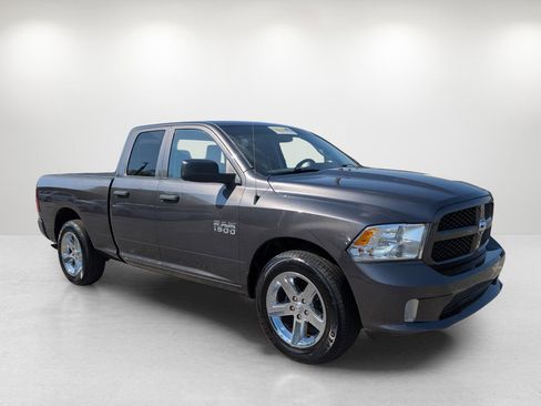 Used 2017 RAM 1500 Express w/ Express Value Package image 3