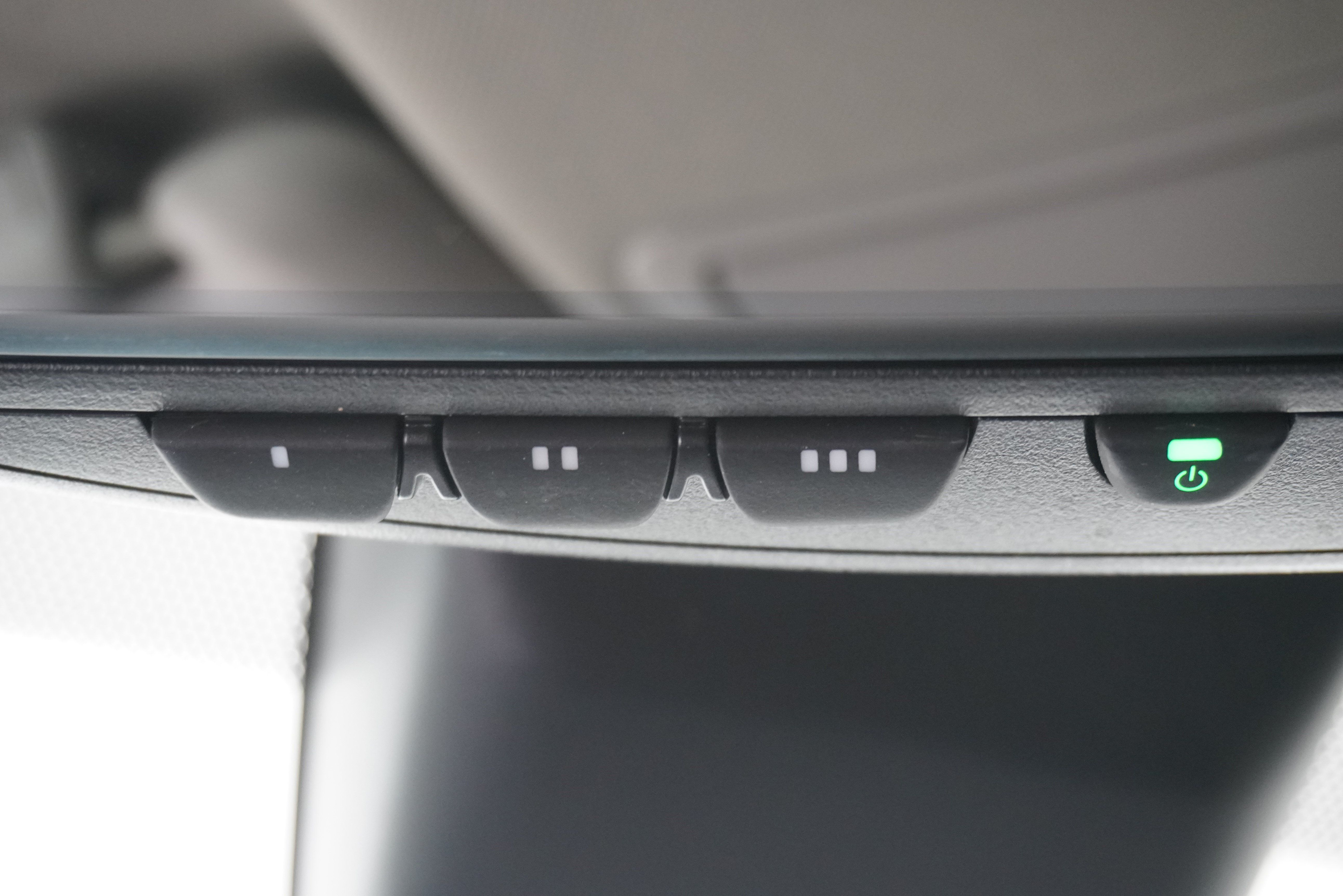 Used 2017 Toyota RAV4 LE FWD image 20