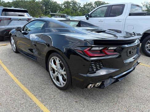 Used 2023 Chevrolet Corvette Stingray Preferred Conv w/ Z51 Performance Package RWD image 4