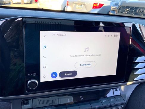 Used 2025 Toyota Camry LE image 31