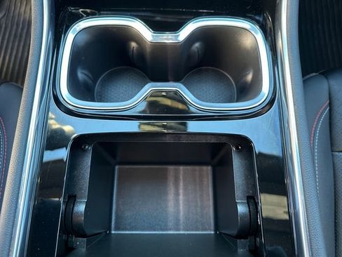 Used 2024 Chevrolet Traverse RS w/ LPO, Floor Liner Package image 37