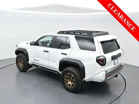 Used 2025 Toyota 4Runner 4WD image 64