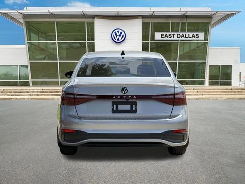 New 2026 Volkswagen Jetta SE FWD image 4