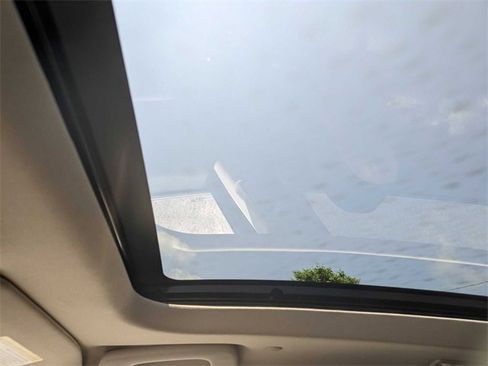 New 2024 Lincoln Corsair Reserve w/ Equipment Group 201A image 27