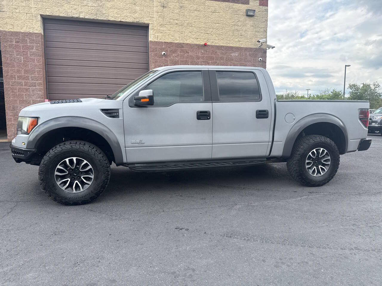 Used 2014 Ford F150 Raptor AWD/4WD image 2