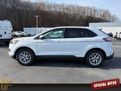 Used 2024 Ford Edge SEL image 8