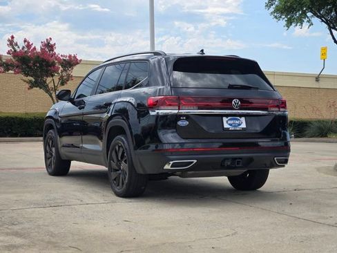 Used 2024 Volkswagen Atlas SE FWD image 6