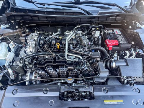 Used 2025 Nissan Altima 2.5 S FWD image 15