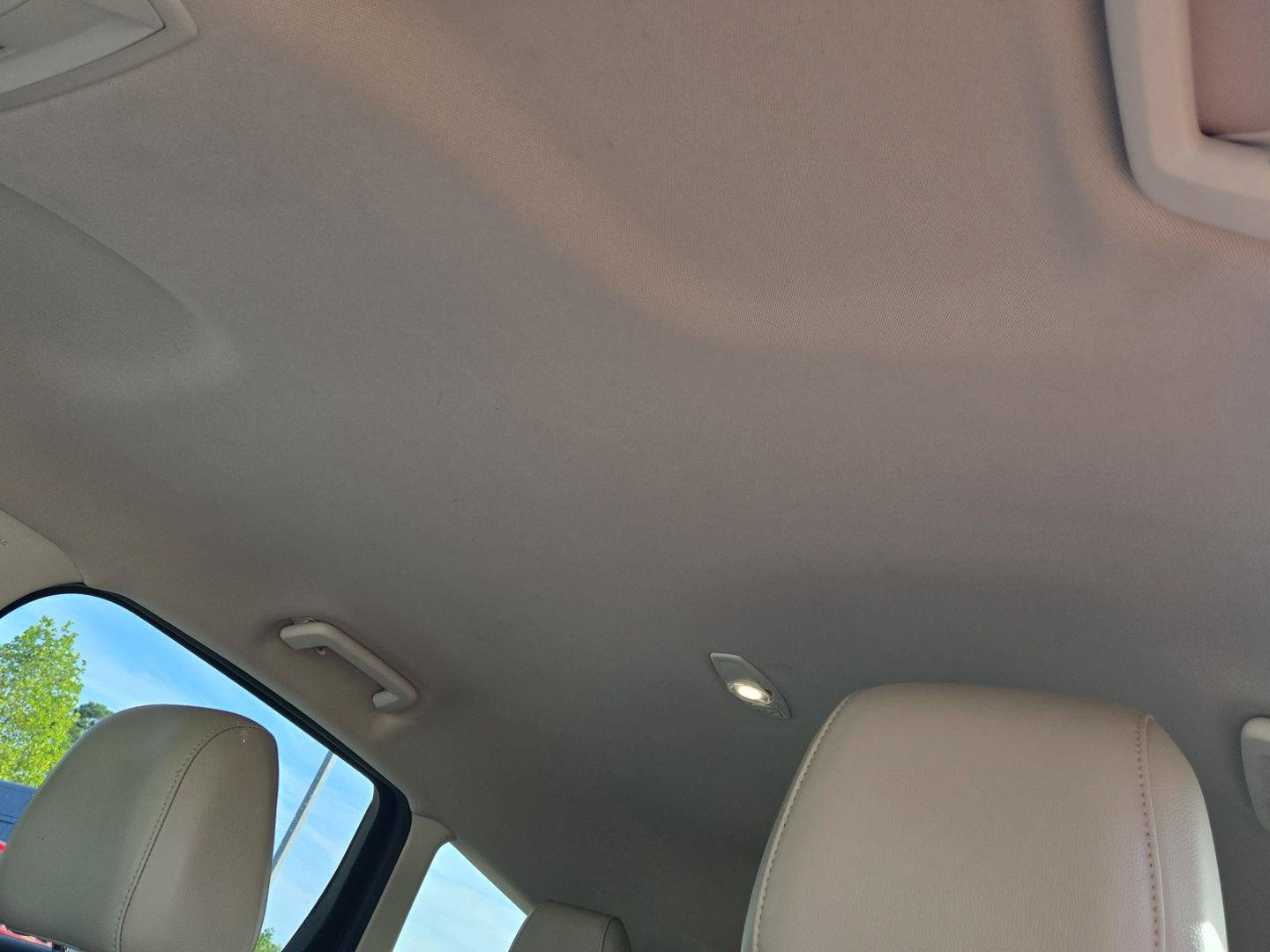 Used 2017 Ford Escape Titanium FWD image 16