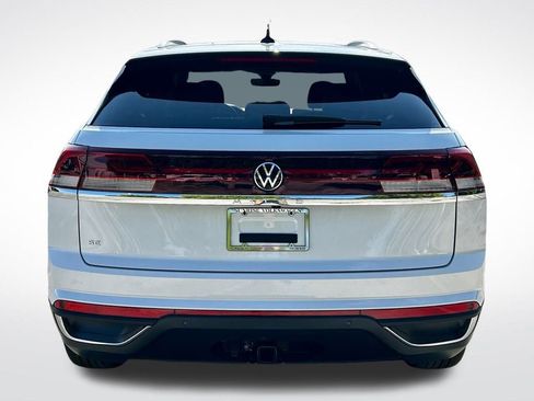 New 2026 Volkswagen Atlas Cross Sport SE FWD image 6