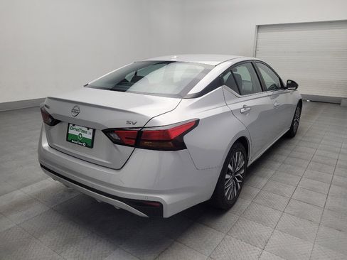 Used 2023 Nissan Altima 2.5 SV image 9
