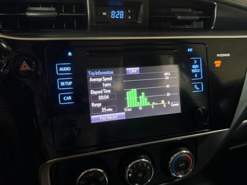 Used 2017 Toyota Corolla L image 33