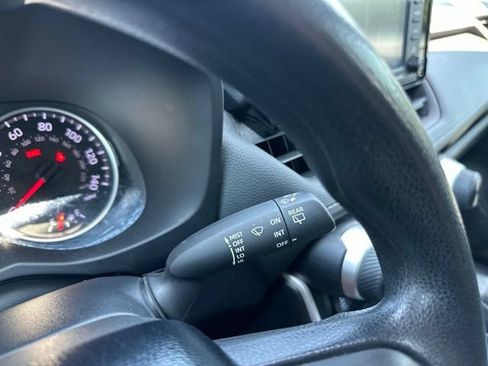 Used 2021 Toyota RAV4 LE FWD image 25
