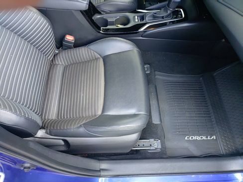 Used 2020 Toyota Corolla XSE FWD image 23