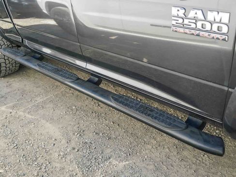 Used 2017 RAM 2500 Laramie AWD/4WD image 8