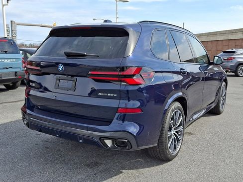 New 2026 BMW X5 xDrive50e image 4