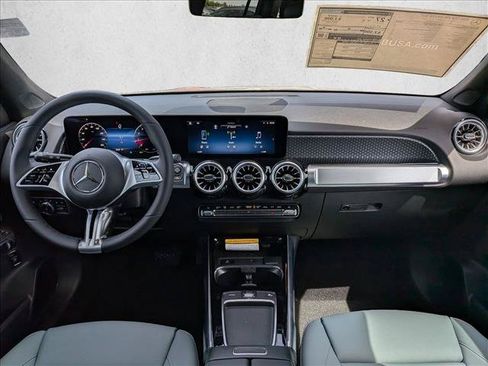 New 2026 Mercedes-Benz GLB 250 4MATIC image 16