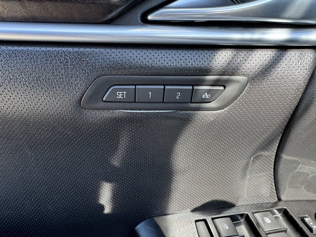 Used 2018 Cadillac XTS Luxury AWD/4WD image 12