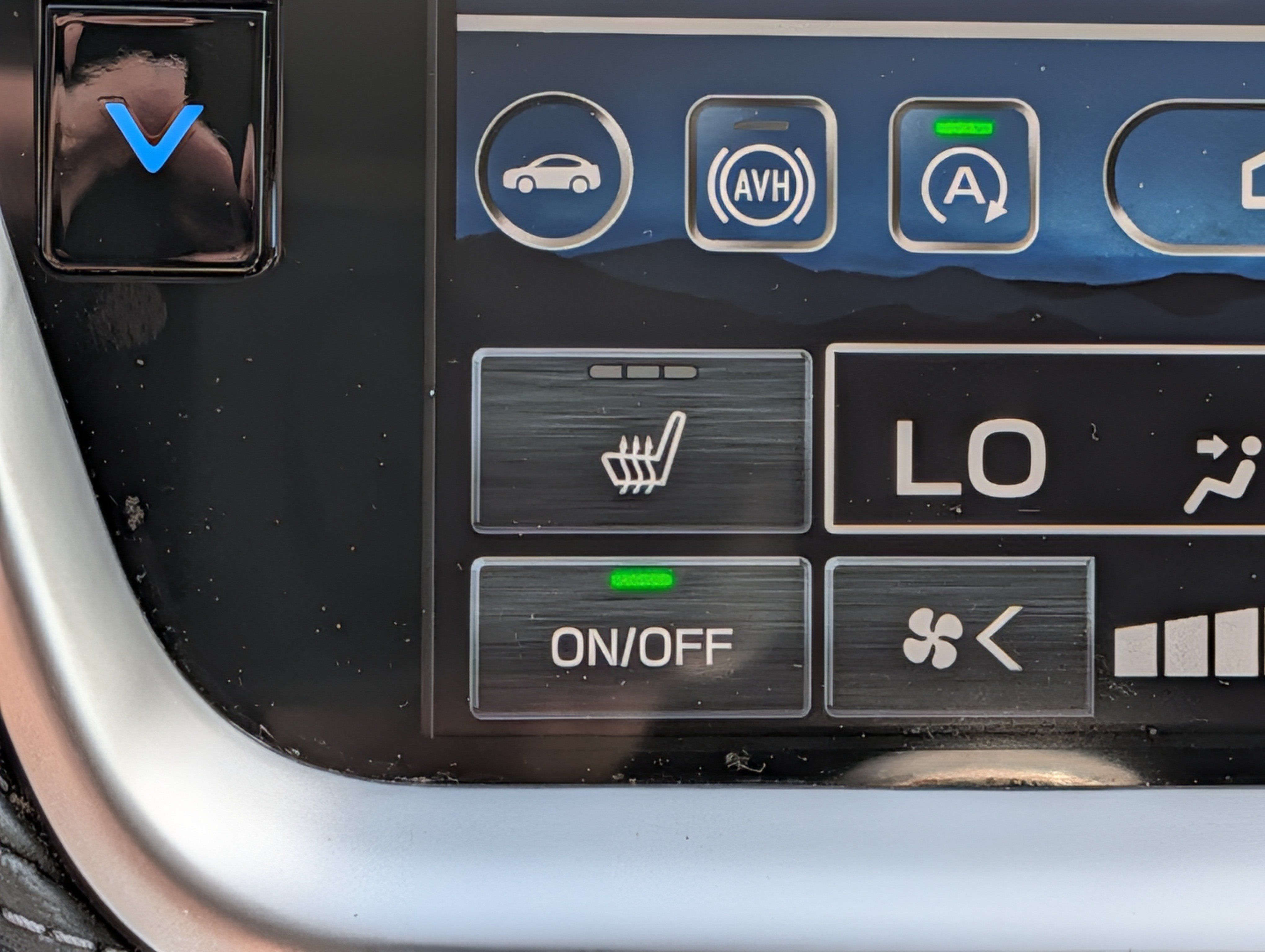Used 2025 Subaru Outback Premium AWD/4WD image 28