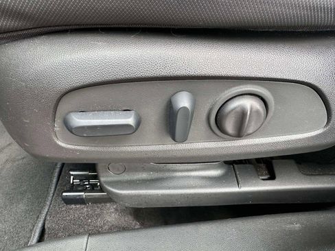 Certified 2023 Chevrolet TrailBlazer RS w/ Convenience Package image 24