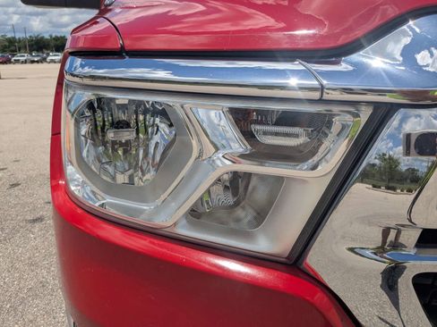 Used 2019 RAM 1500 Big Horn AWD/4WD image 9