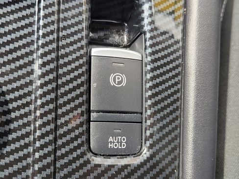 Used 2022 Mitsubishi Outlander ES image 24