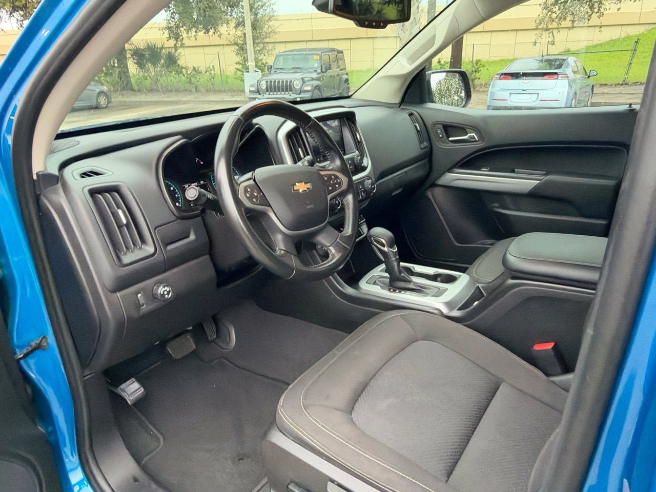 Used 2022 Chevrolet Colorado LT w/ LT Convenience Package RWD image 10