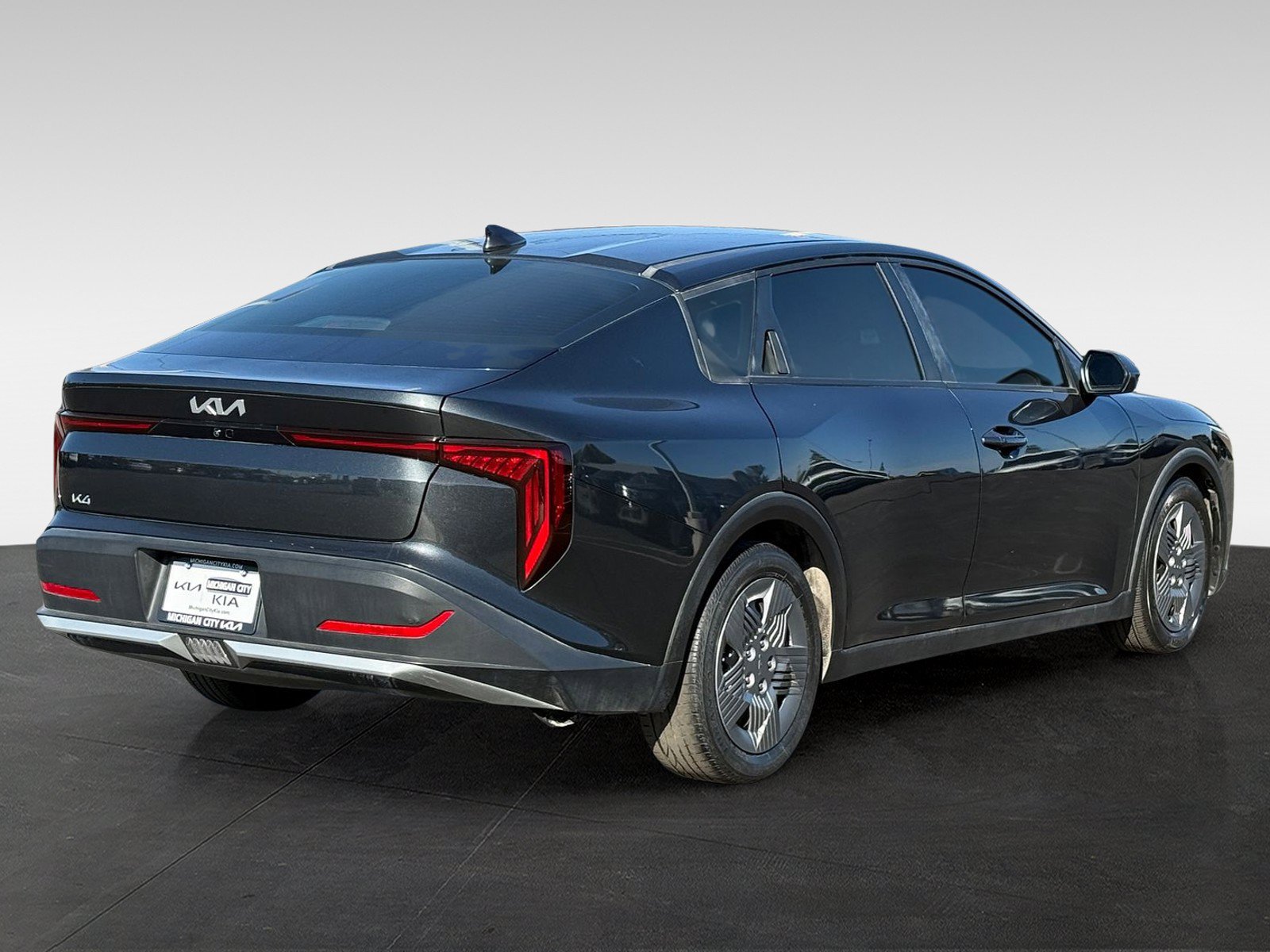 Used 2025 Kia K4 FWD image 5