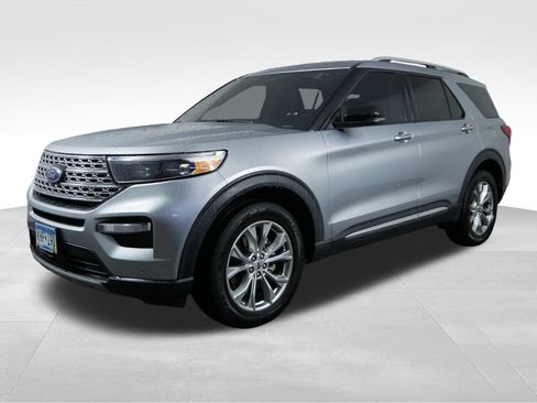 Used 2021 Ford Explorer Limited w/ Equipment Group 301A AWD/4WD image 5
